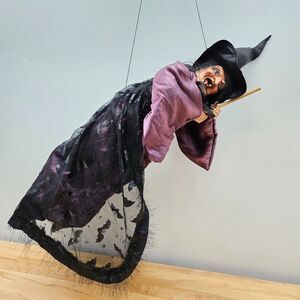 Ganz LARGE 36" Hanging Flying Kitchen Witch Halloween Figure Hat Blue Eyes Bats